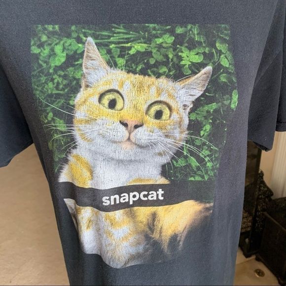 GUC Snapcat Black Tee. CUTE!! - Picture 9 of 10